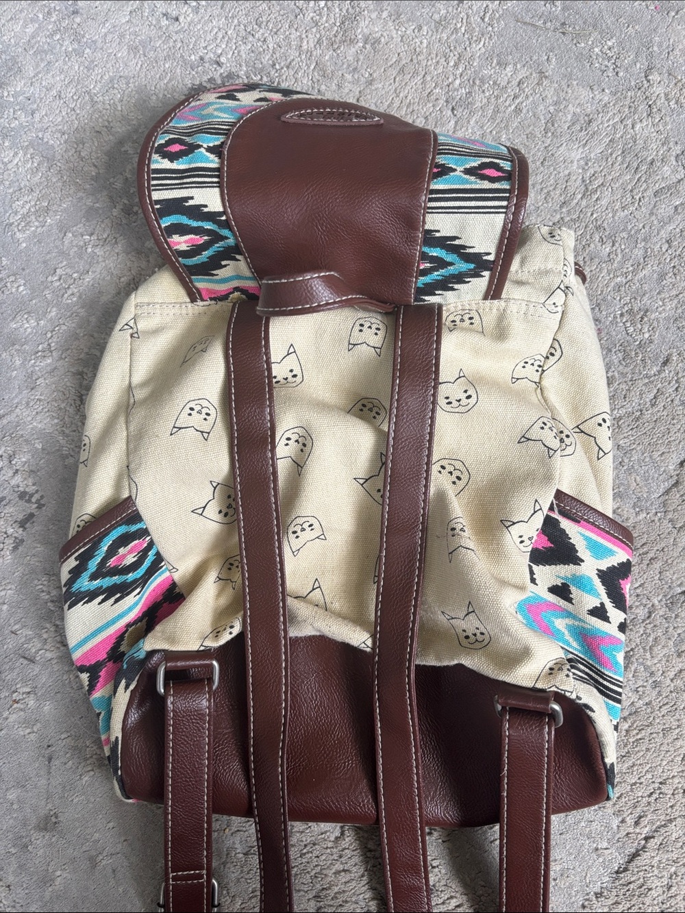 UNIONBAY Cream Canvas Backpack with Pink & Teal Aztec Trim - Picture 4 of 5